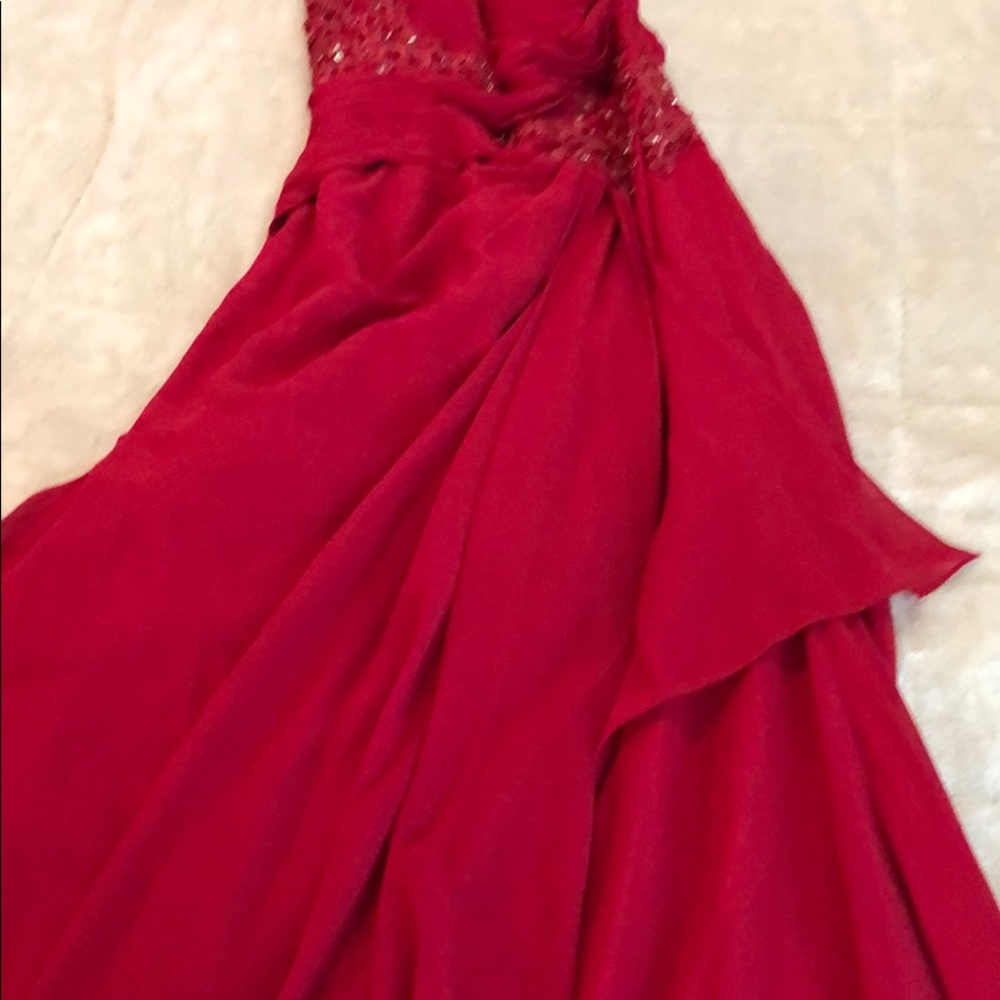 Dress - Picture 3 of 3